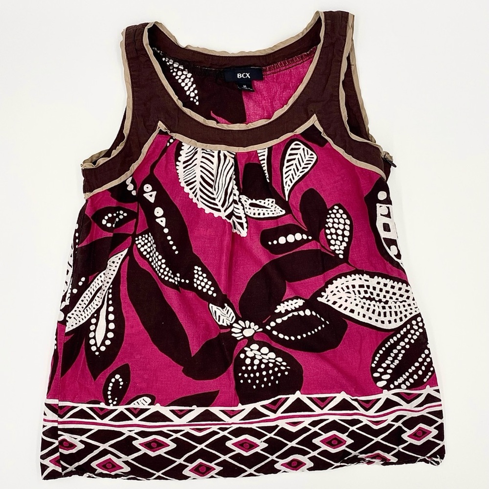 Cute brown and pink top!